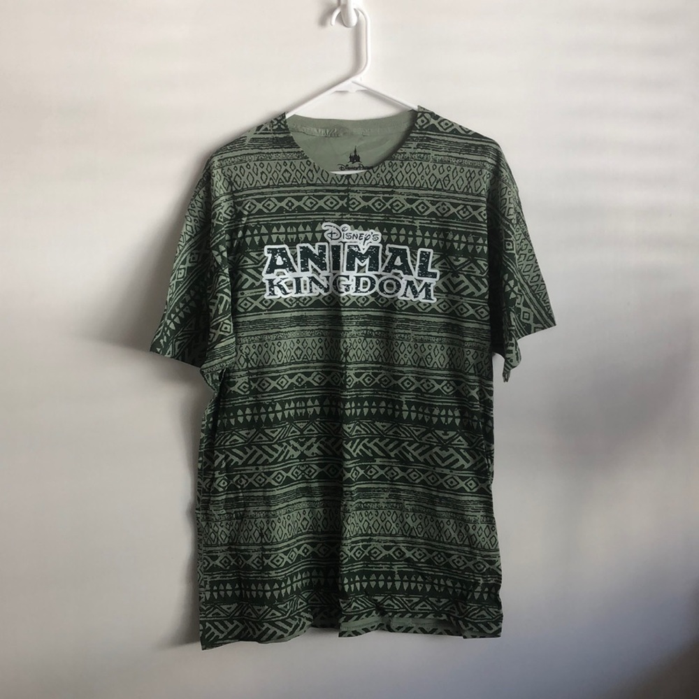 Disney Animal Kingdom Shirt🍄